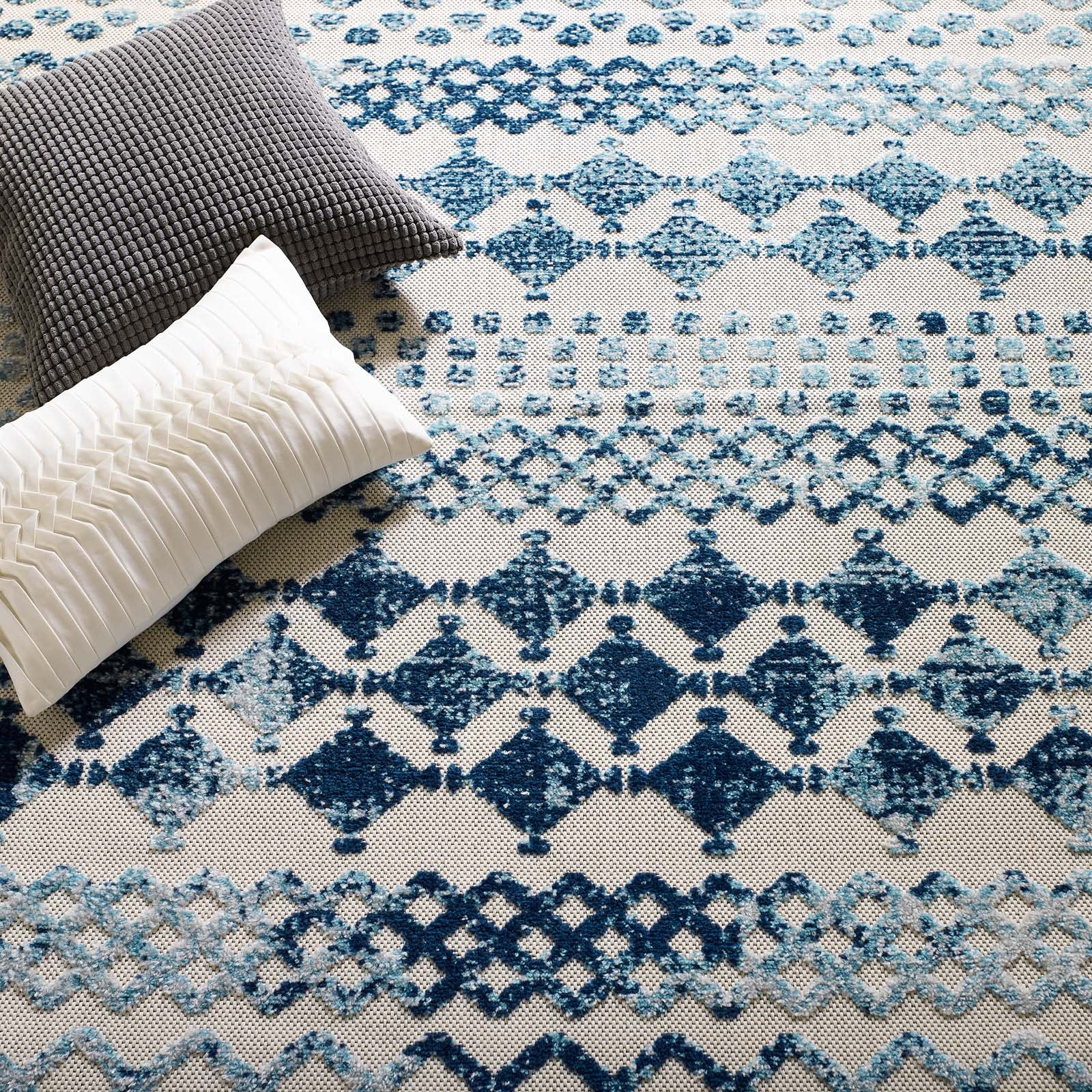 Reflect Giada Abstract Diamond Moroccan Trellis Indoor/Outdoor Area Rug by Modway